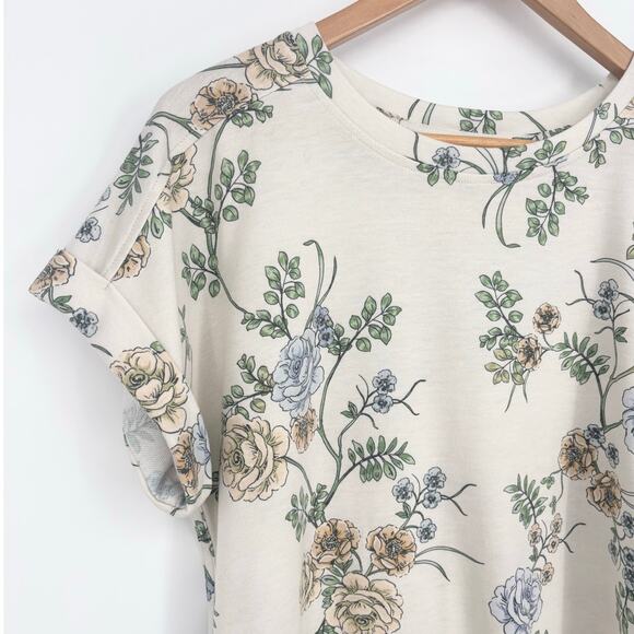 Cupio Cream Vintage Style Floral Rounded Hem Shirt Size L - Picture 2 of 5